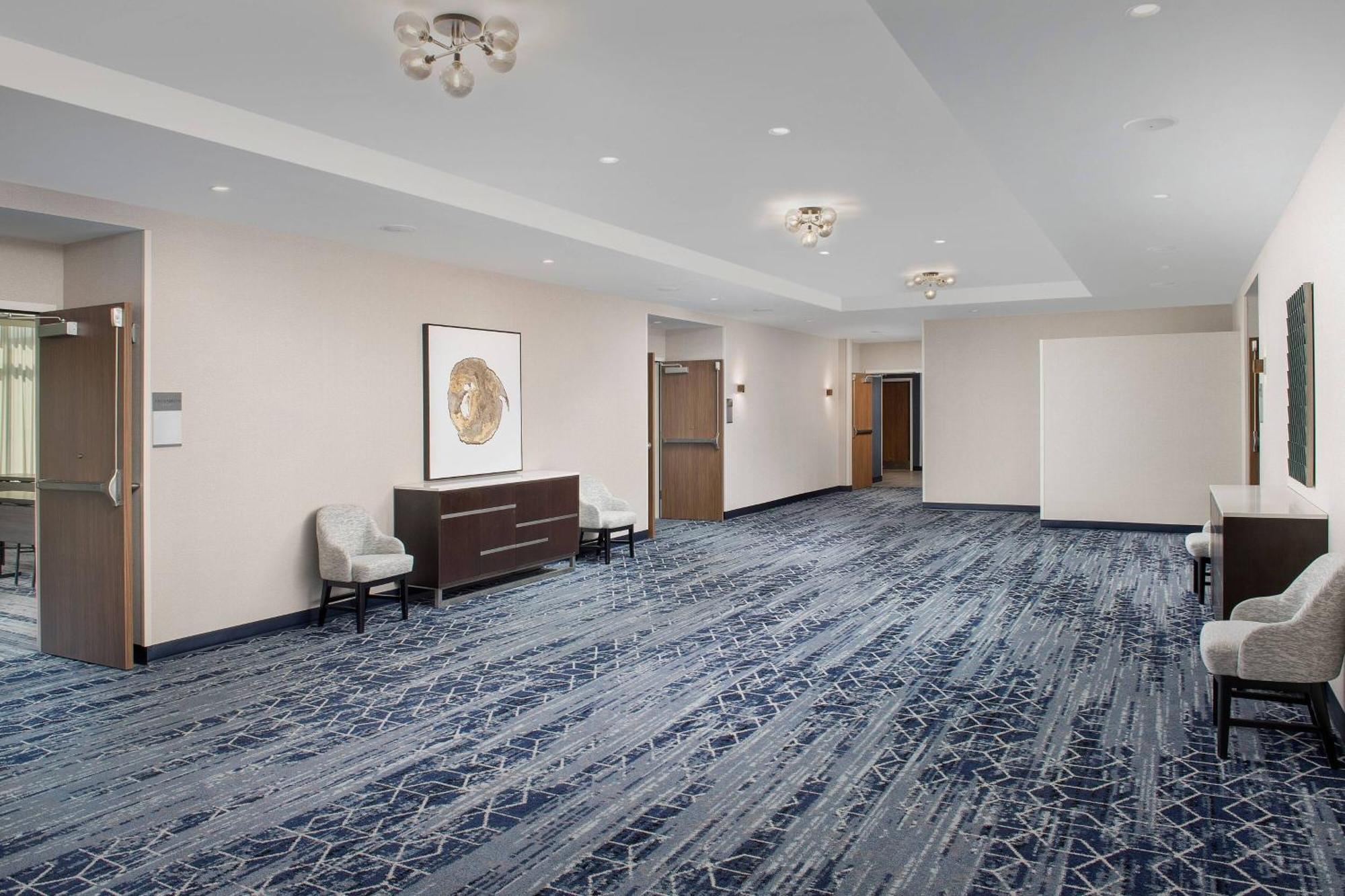 ホテル Courtyard By Marriott Indianapolis プレインフィールド エクステリア 写真